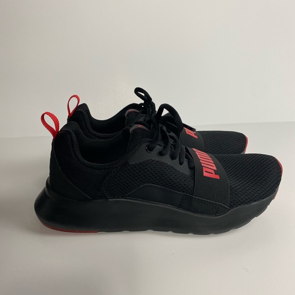 red puma soft foam